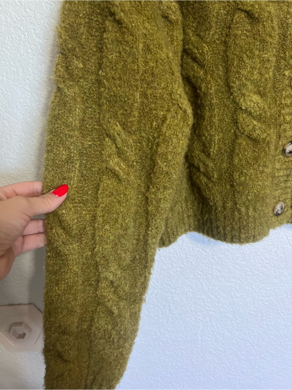 Line & Dot Clover Sweater Olive Green Cable Knit Cropped Cardigan Cozy Size L - Picture 5 of 8